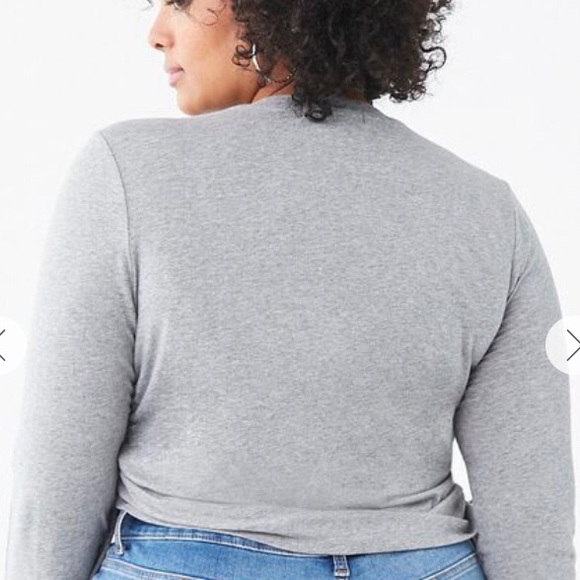 Plus Size Ruched Drawstring Top - Picture 4 of 4